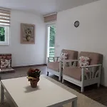 Nadia's Tatil Evi *