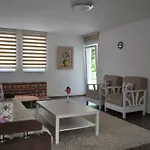 Nadia's