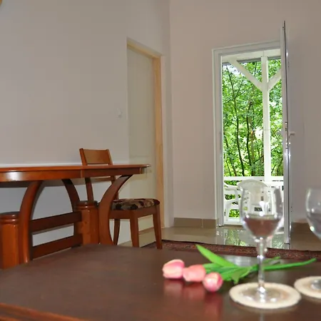 Дом отдыха Nadia's *