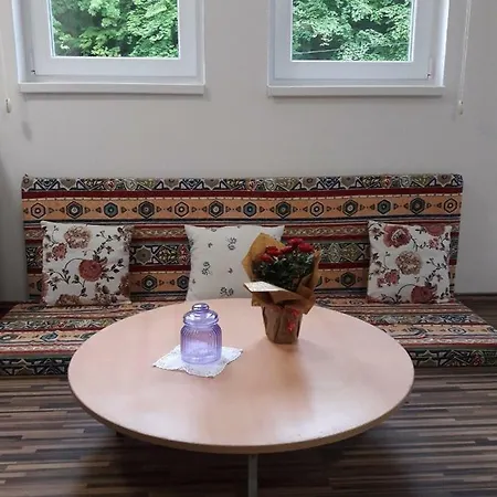 Дом отдыха Nadia's Илиджа